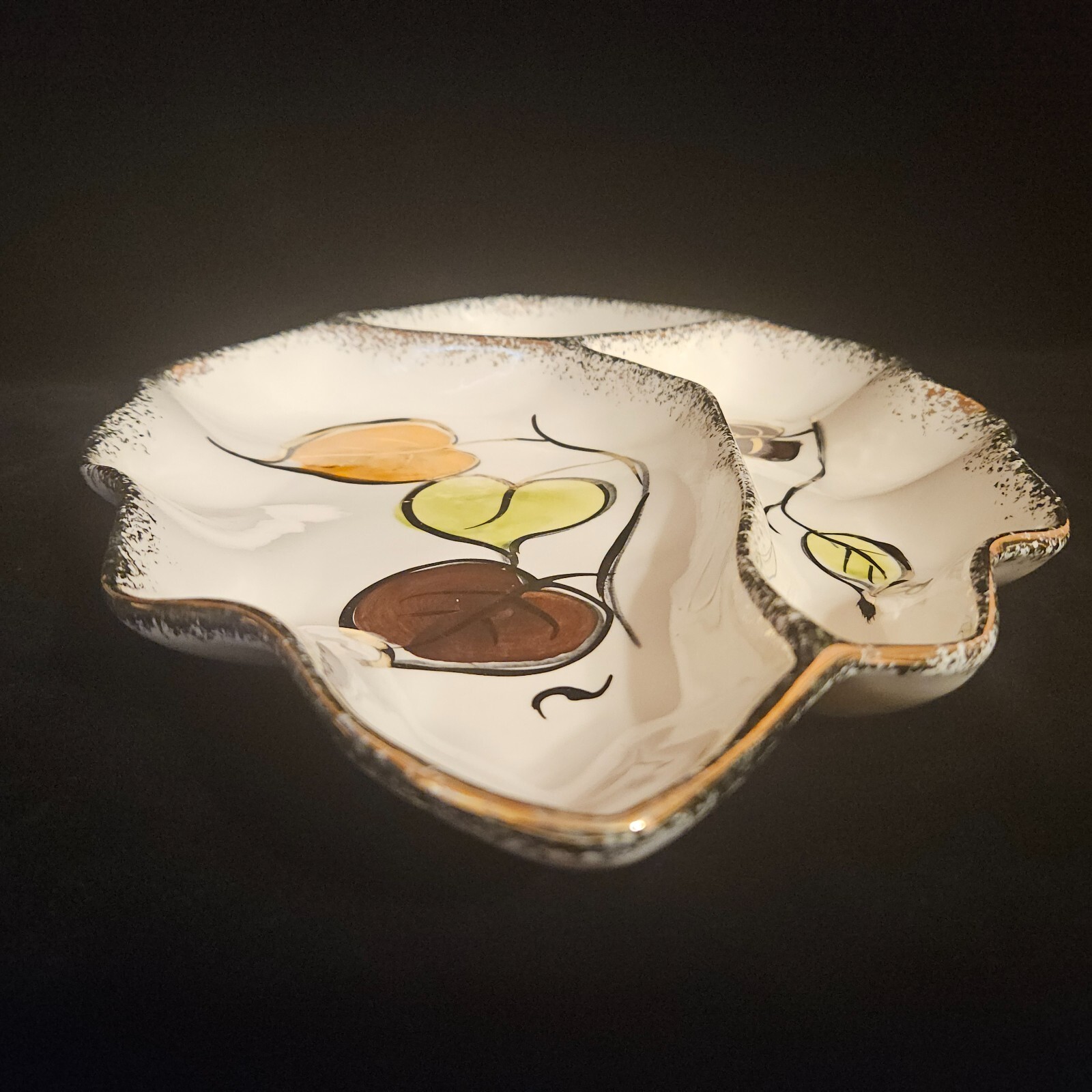 MCM California Pottery Divided Chip Covered Dip Serving Dish WD1570 16″