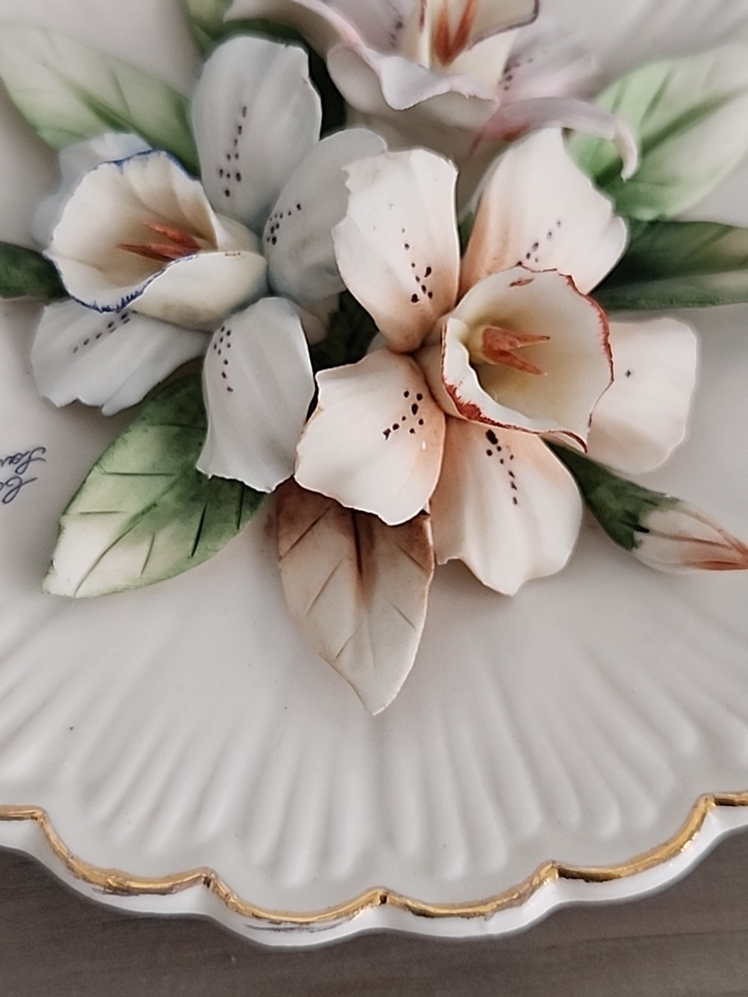 Vtg Antq Capodimonte Italy Porcelain 3D Flowers Plate Carlo Savastano 6.5″x3″