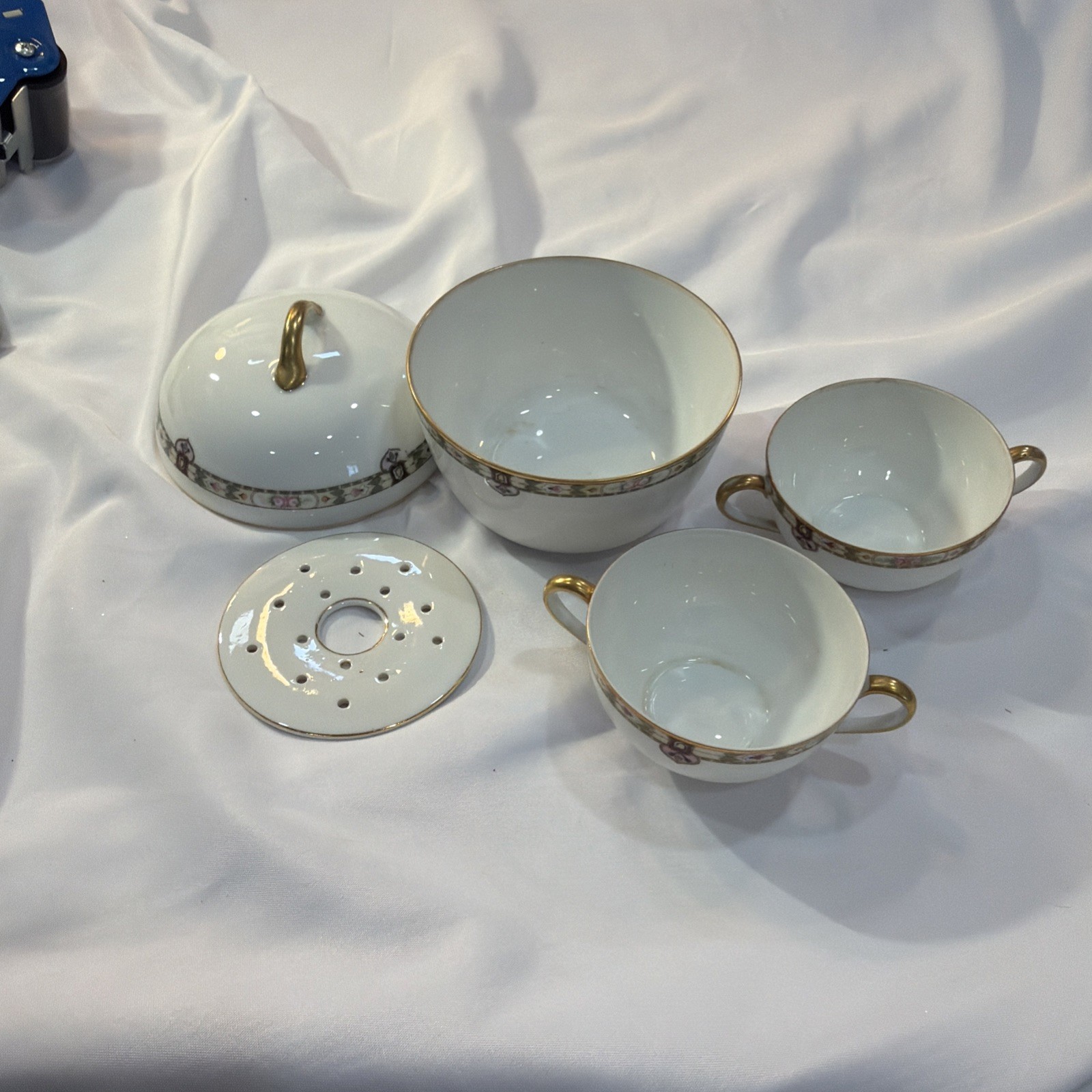 Vintage Covered Round Butter Dish 1920s Noritake, Antique W/Insert & 2 Cups 63