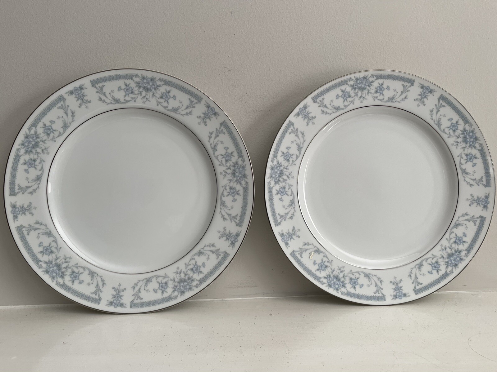 Sheffield Blue Whisper Dinner Plates, Set of 2