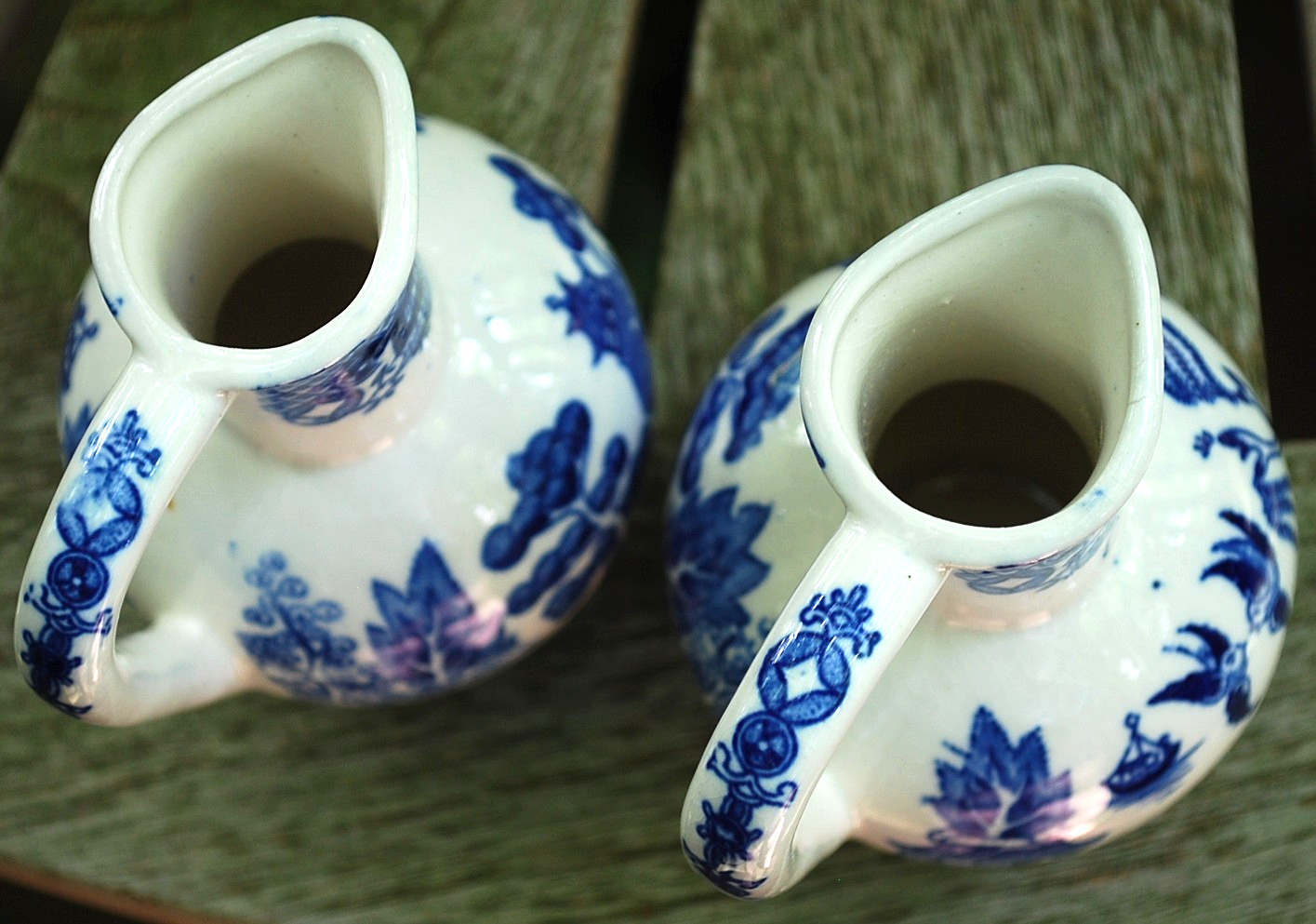 Vtg Set 2 BLUE WILLOW Oil & Vinegar Cruets OLD STYLE Japan w Label 5″ ASIAN Exc
