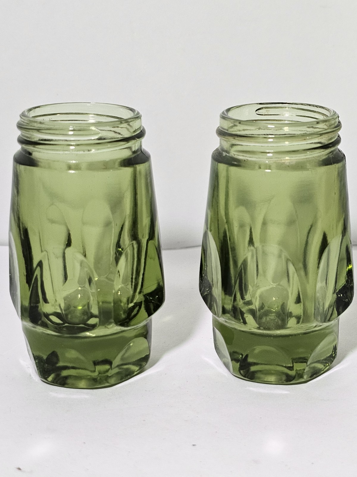 Vintage Olive Green Glass Salt Pepper Shakers Metal Lids Retro Set Not Marked