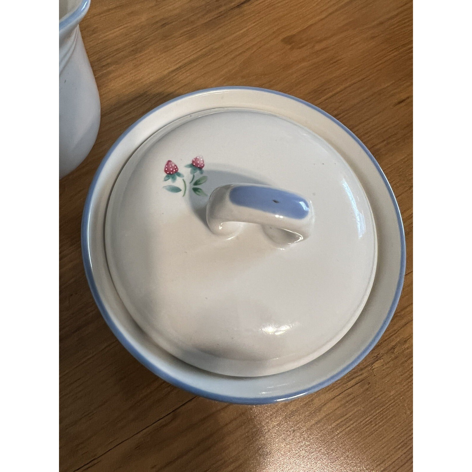 Vintage International Stoneware Japan Sugar Bowl/Lid Creamer Cup