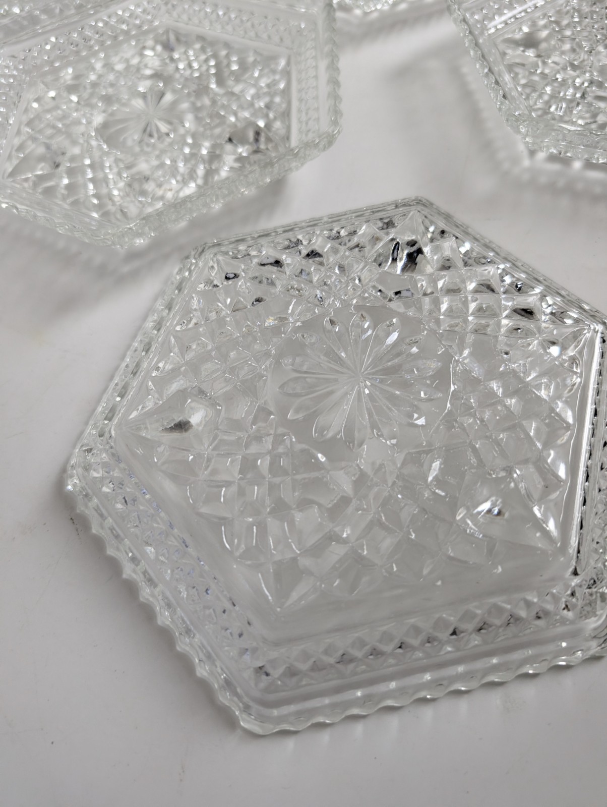Vintage Set 8 Clear Pressed Glass Hexagon Plates Starburst 7.5”