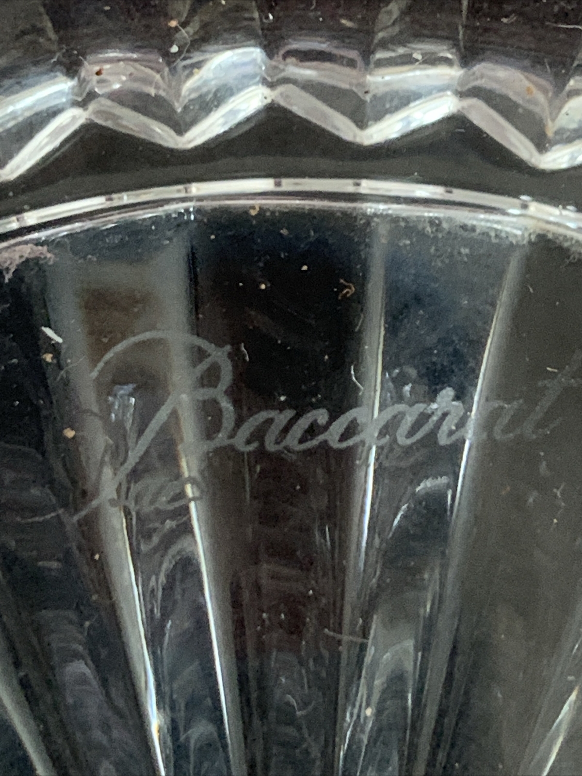 BACCARAT CLEAR CRYSTAL 6 1/4″ PLATE NEW & 2 WATERFORD BABY BOTTLES 2000