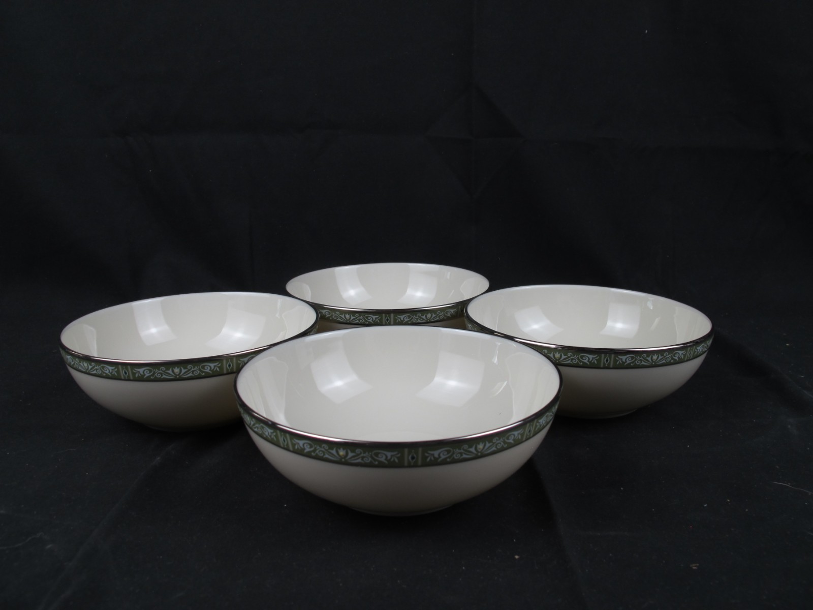 (4) Lenox Adrienne Coupe Cereal Bowls 5 1/4″