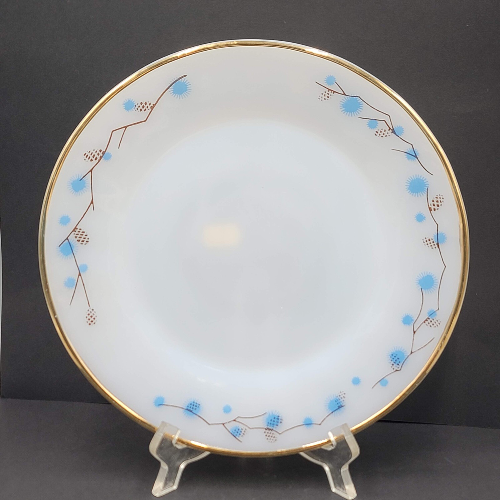 VTG Termocrisa Milk Glass Dinner Plate Blue Brown Pine Cone Gold Trim Single 9″