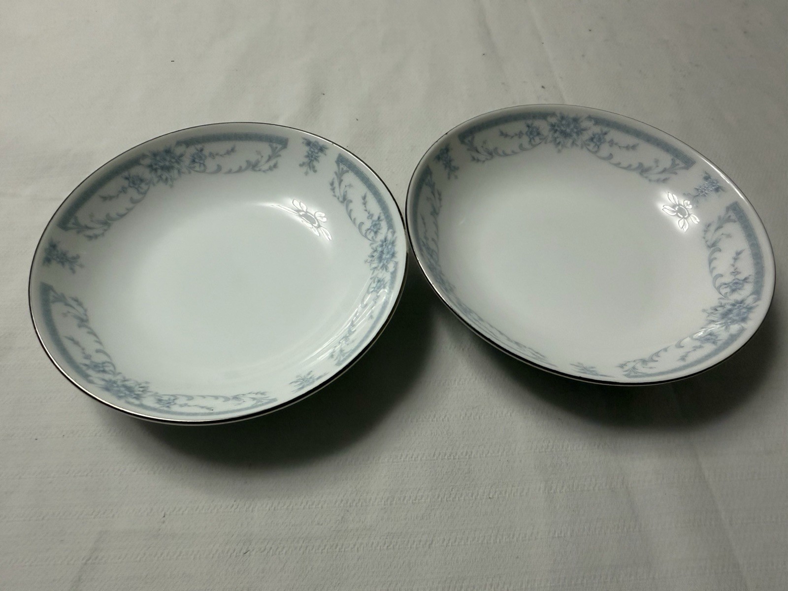 Sheffield Blue Whisper Porcelain Fine China Dessert Bowls Made in Japan Set of 2