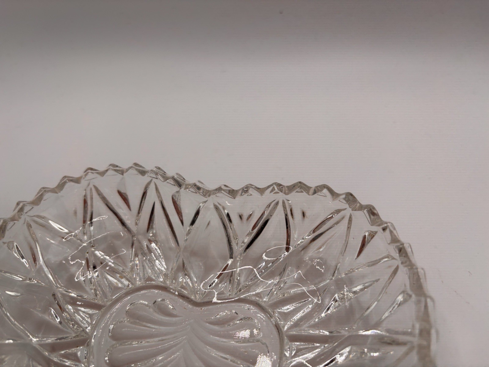 Vintage Clear Pressed Cut Glass Heart Shaped Candy Trinket Dish Sawtooth Rim 5.5