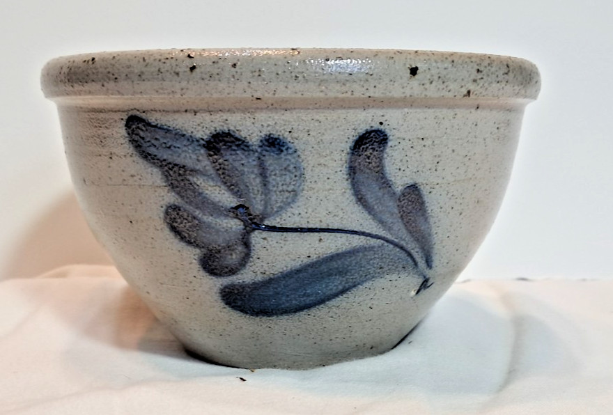 Vintage Rockdale Union Stoneware Bowl Cobalt Blue Floral 5″ Wide