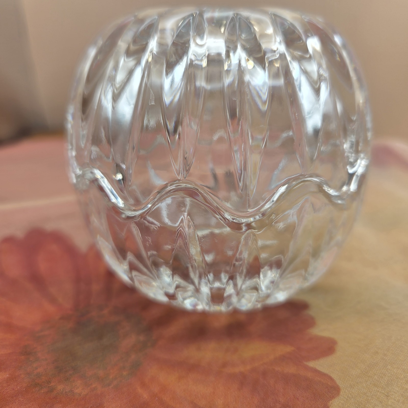 24% lead crystal covered trinket bowl