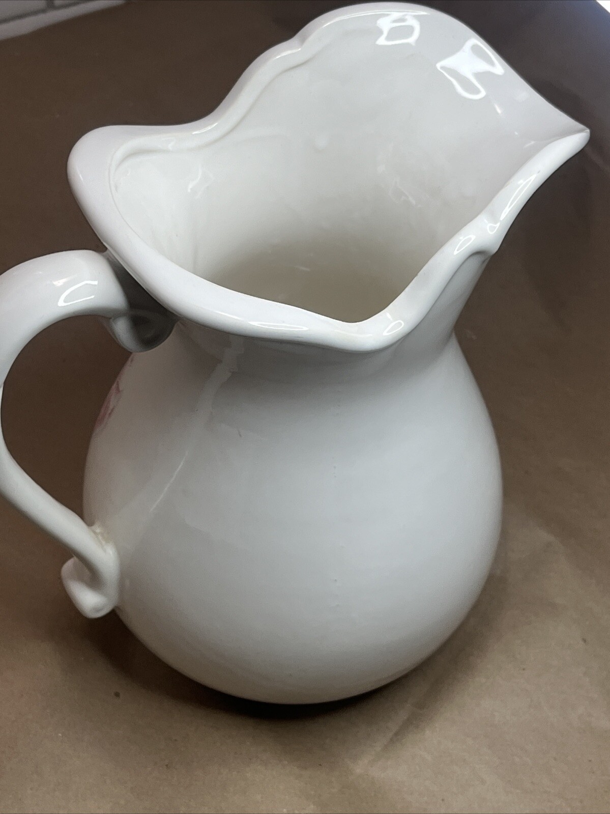 McCoy 7549 Vintage Rose Pitcher 9 Inch No Chips Or Cracks