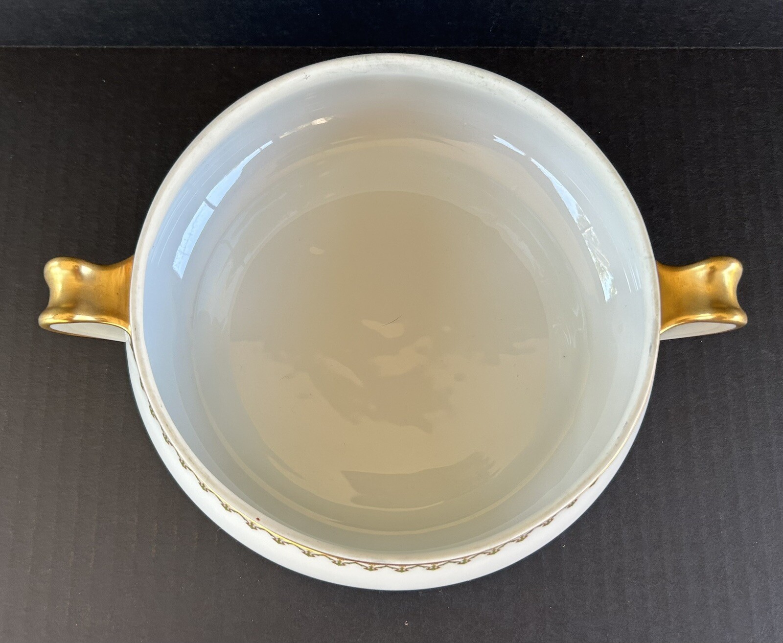 Haviland Limoges Round Covered Vegetable Dish Schleiger 570
