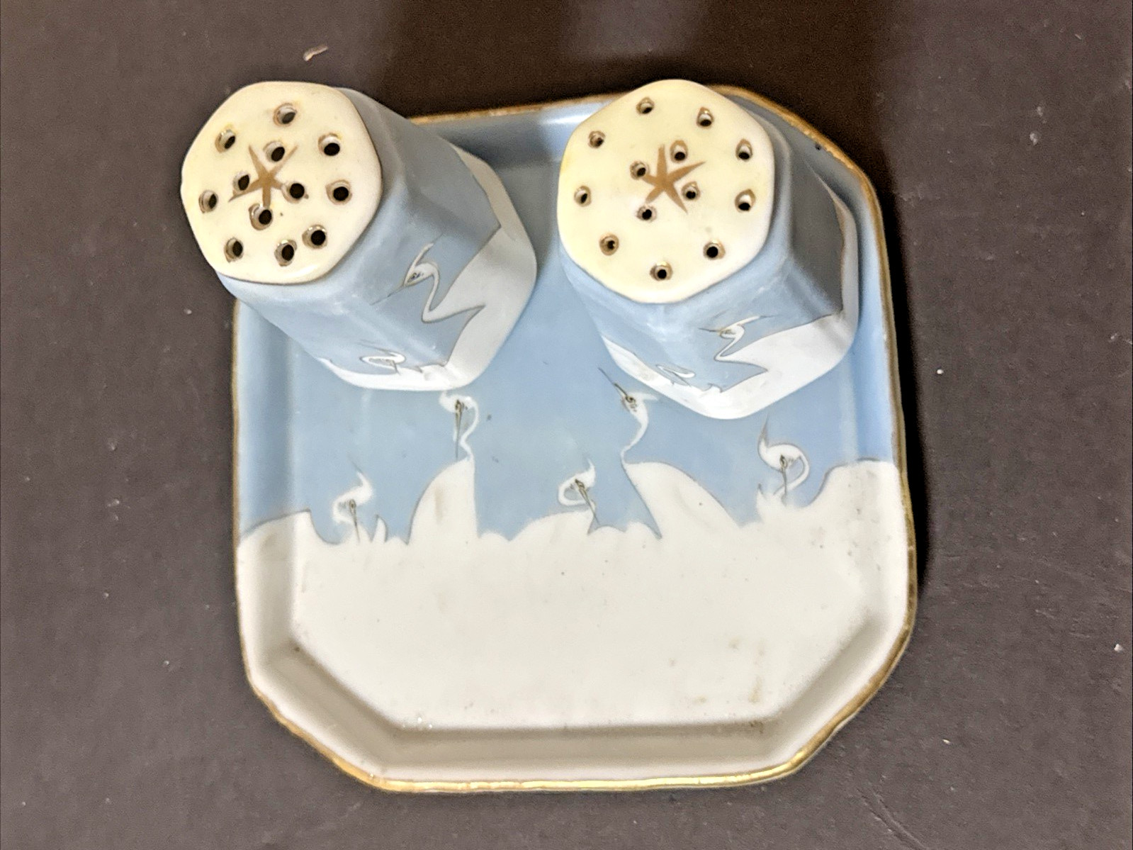 Victory Shofu Crane Bird Salt Pepper Shaker Underplate White Blue Sky Japan