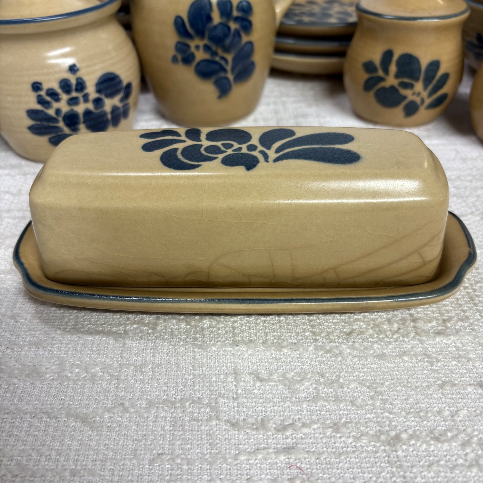 VTG Pfaltzgraff Folk Art Dinnerware Plates Dishes Mugs cream sugar butter CHOOSE