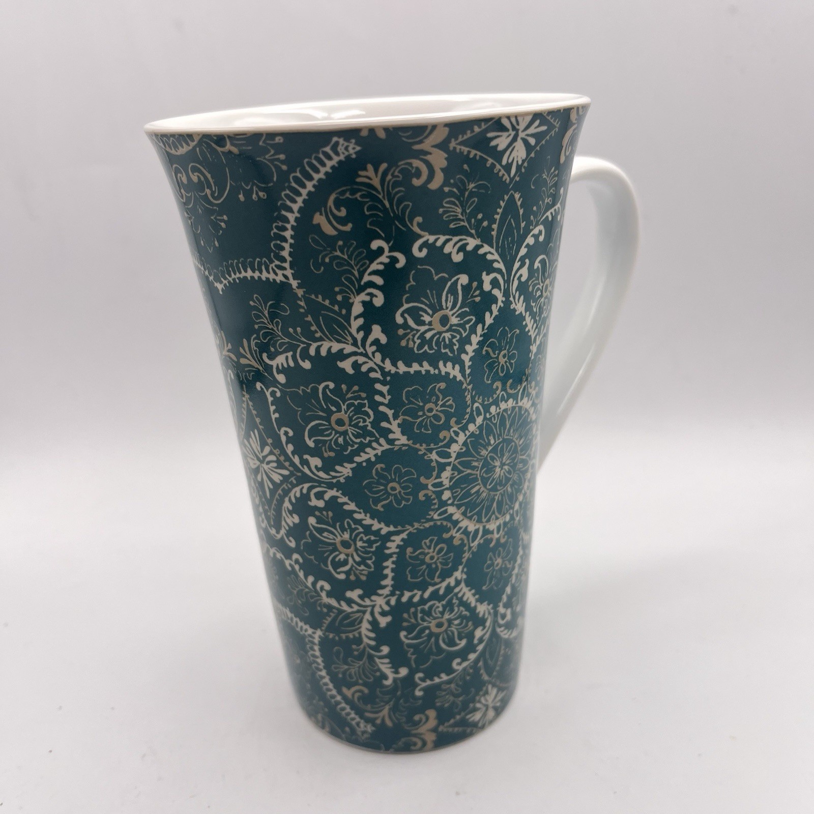 222 Fifth Dinnerware Teagan Teal Pattern Latte Mug 6 1/4″ x 4″