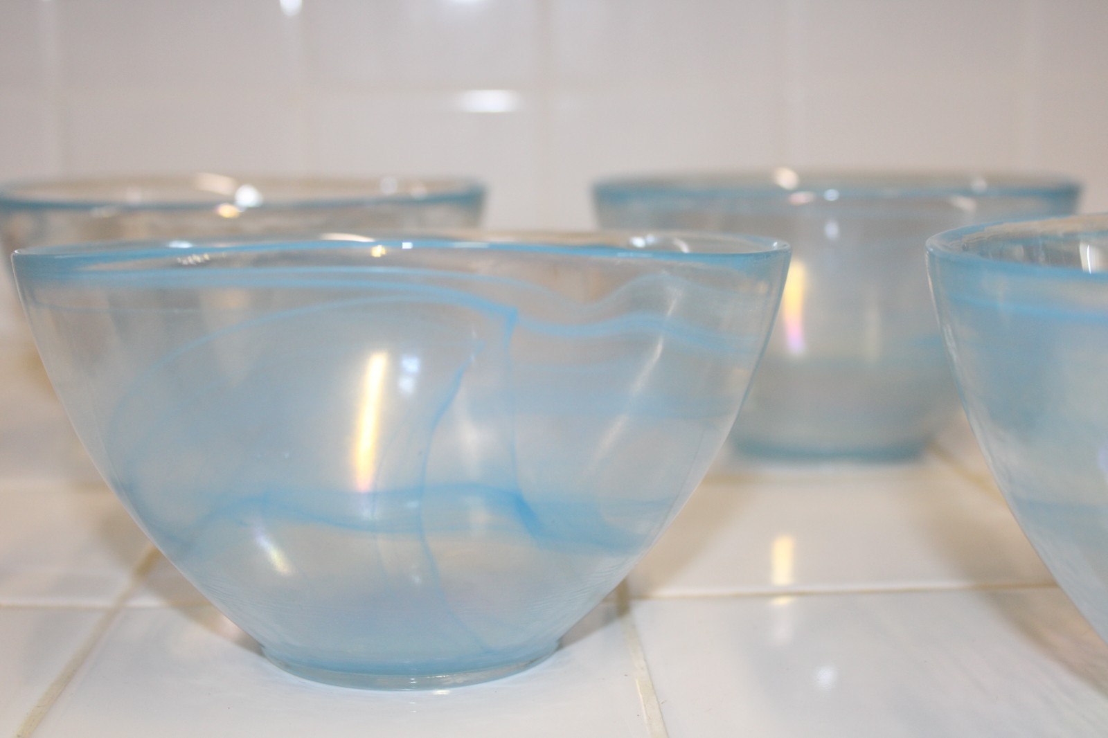 Set of 4 Iridescent Aqua Blue Swirl Art Glass Soup/Cereal/Salad/Dessert Bowls