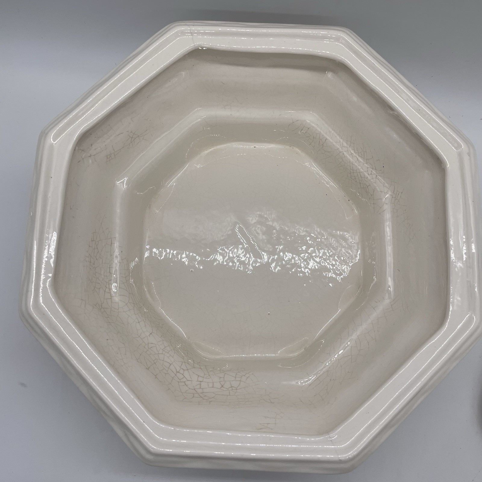 Vintage California Pottery USA Soup Tureen 2qt Octagon White Cream Lidded Lid