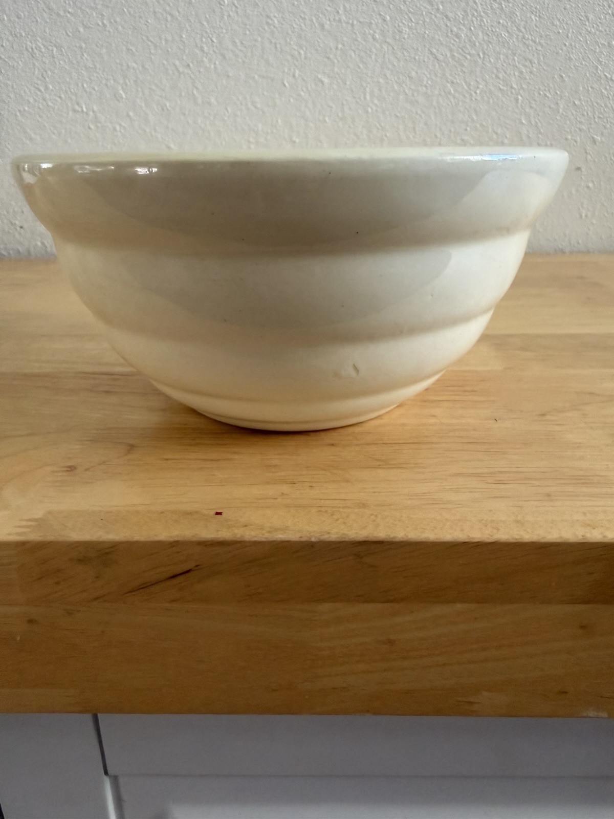 Vintage Bauer Pottery Ringware Mixing Bowl #24 Ivory White Beehive Nesting 7.5″