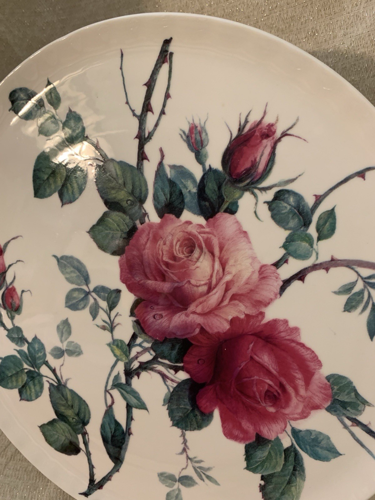 Roy Kirkham “English Rose” 12″ Platter (“cake plate”) Fine Bone China. MINT cond
