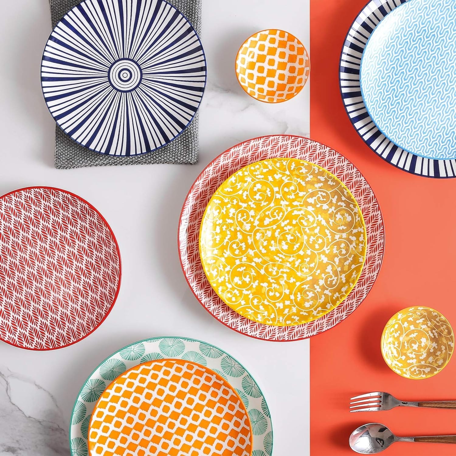 Unique Floral Design: 8-Inch Lead-Free Porcelain Plates, Set of 6 Vibrant Colors