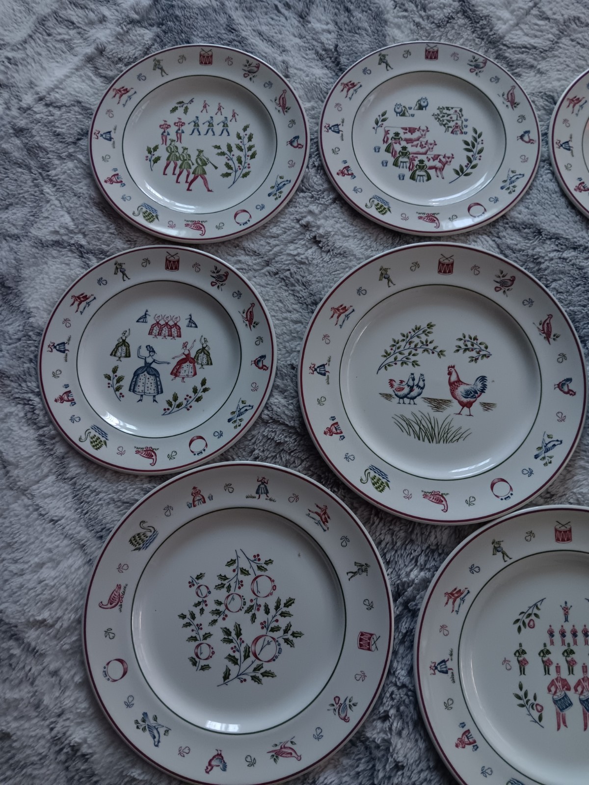Vintage Johnson Brothers “Twelve Days of Christmas” 12-Piece Set for 4 WITH…