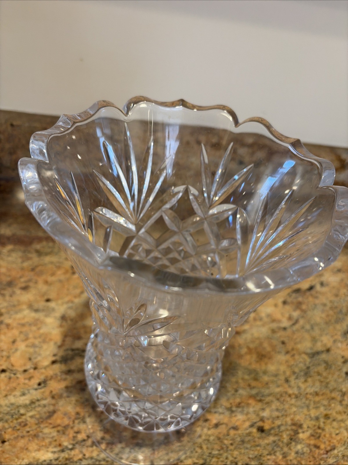 Waterford Crystal Sullivan 11” Pedestal Or Footed Fan Cut Bouquet Vase Pristine
