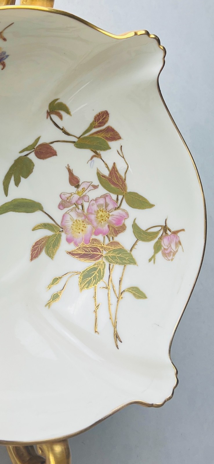 Antique Royal Worcester Large Blush Ivory Double Handled Centerpiece Bowl 1435