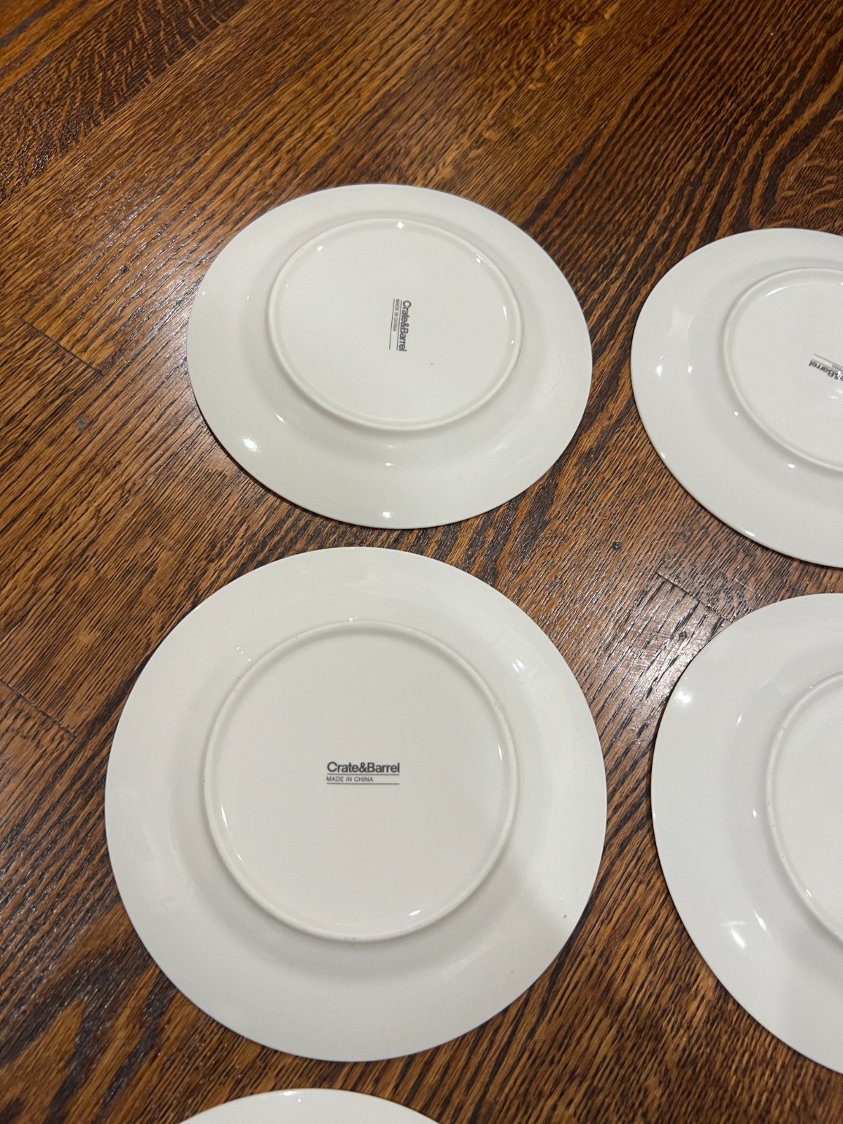 6 CRATE & BARREL ‘Berry Sprigs’ 7½” SALAD/DESSERT PLATES: Fruits & Leaves (6)