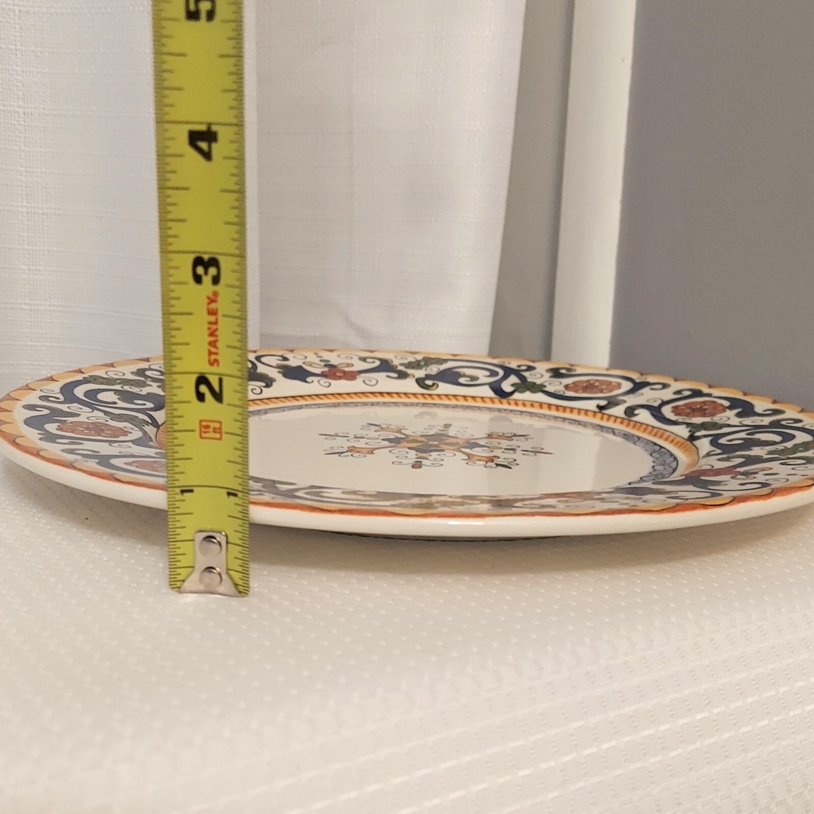 Portugal Dinner Plate Scroll Snowflake Medallion Daruta Style Floral Band