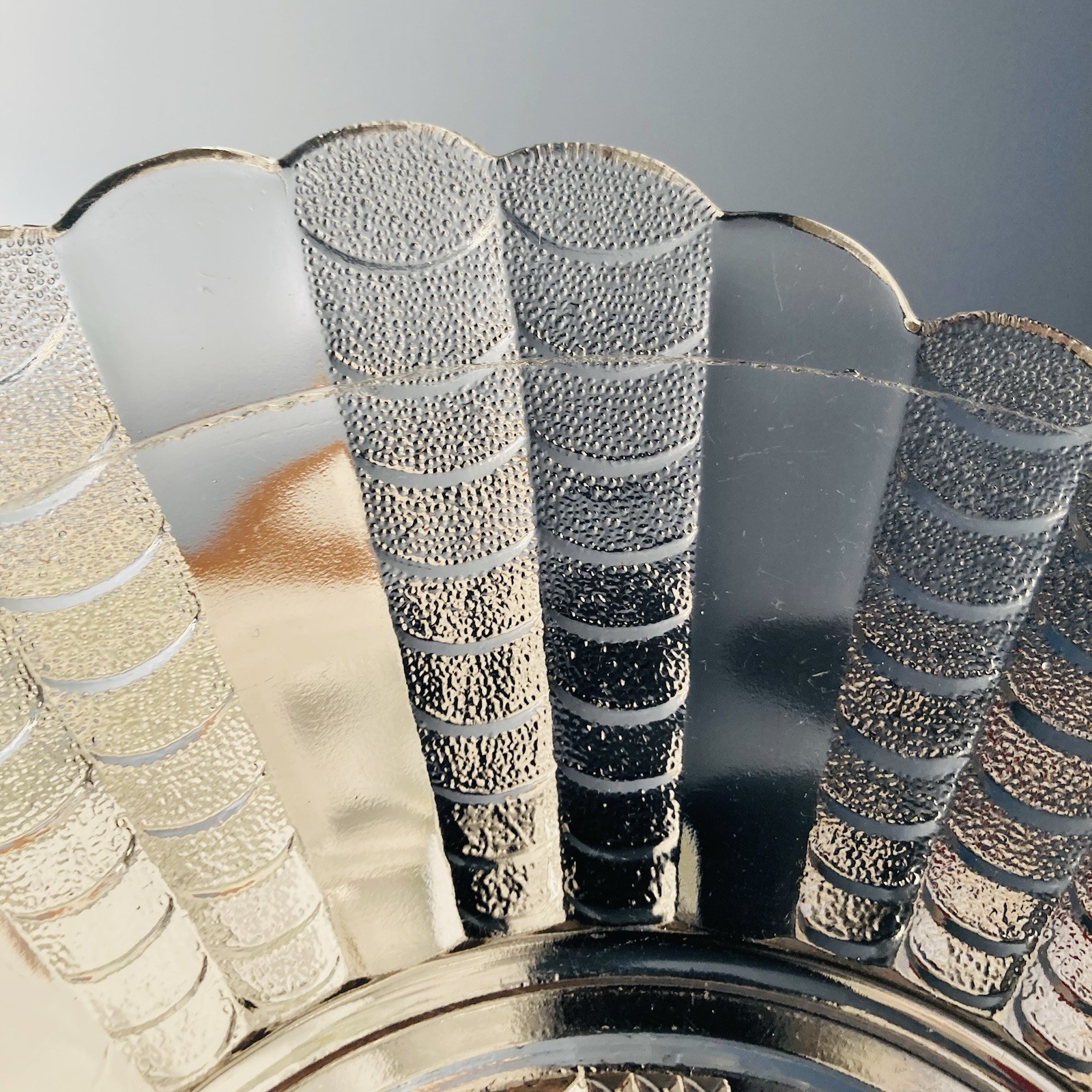 Set Of 4 EAPG Bryce Brothers Coral aka Fishscale 9″ Clear Pattern Glass Plates