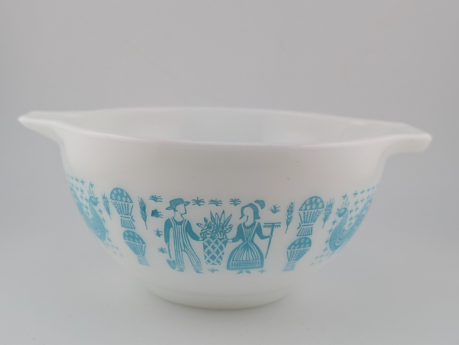 Vintage PYREX Amish Butterprint Turquoise Milk Glass Cinderella Bowl 441 1 1/2 P