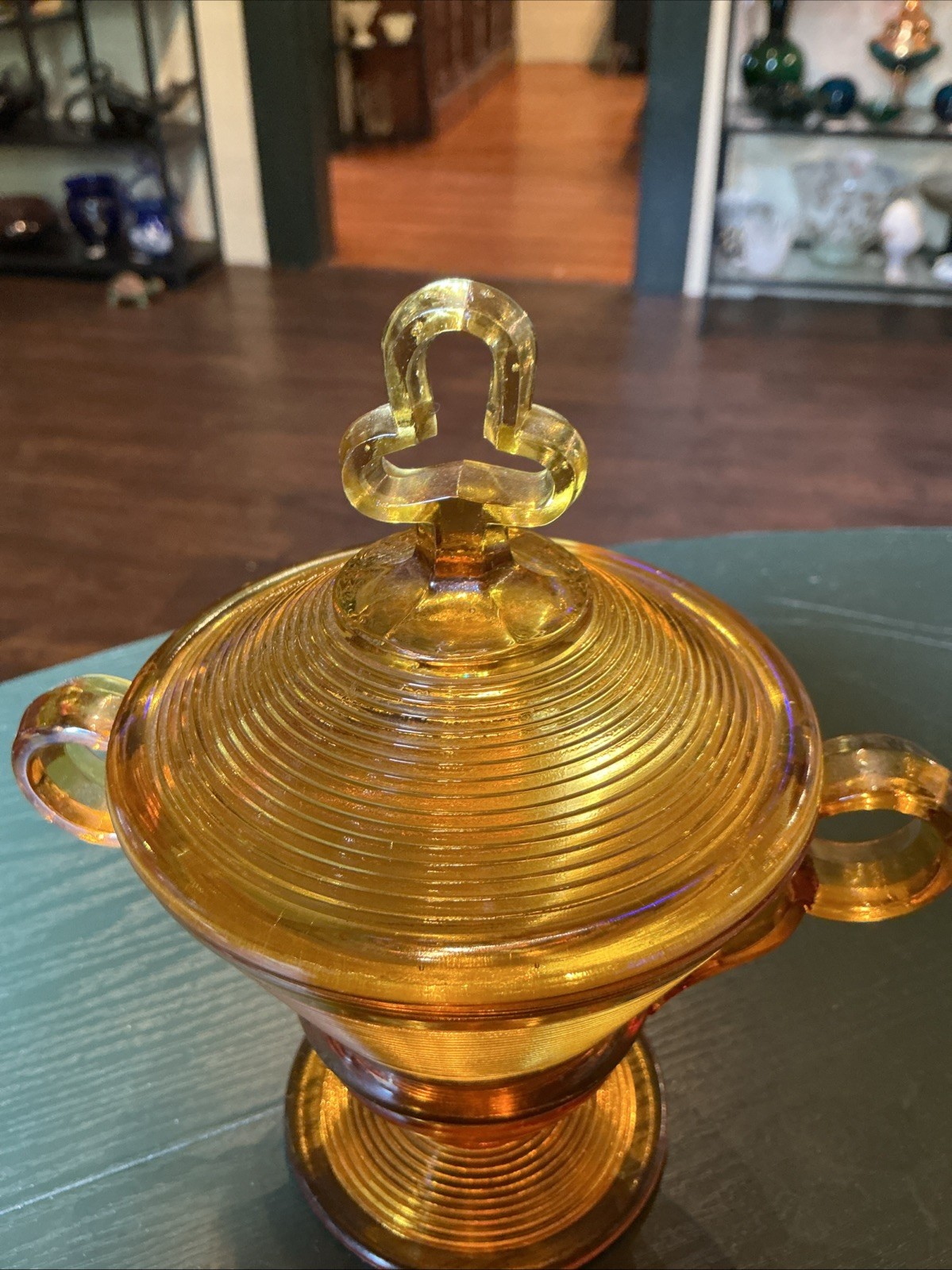 Vintage Indiana Glass Amber Old English Ribbed Candy Dish With Lid (read)