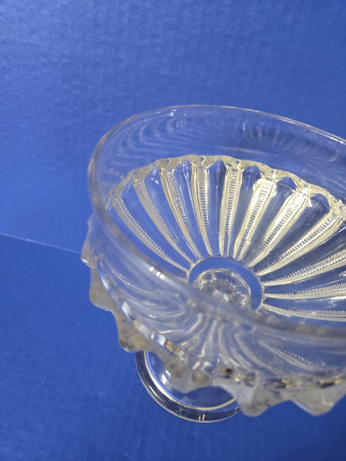 AMERICAN BRILLIANT 1800’s Cut GLASS COMPOTE W/ ZIPPER PANELS COMPOTE 7 1/2″ Tall