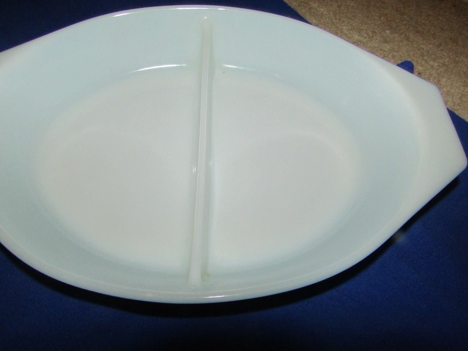 Set of 2 Vintage Pyrex Turquoise & White Snowflake Casserole Dish w Lid Covered