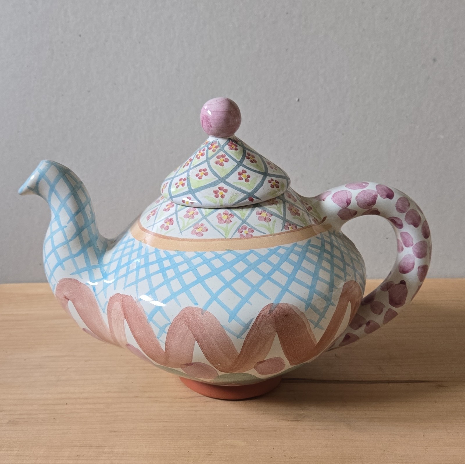 MacKenzie-Childs Victoria & Richard 2 Qt Ceramic Teapot w/ Lid Checkered 1983