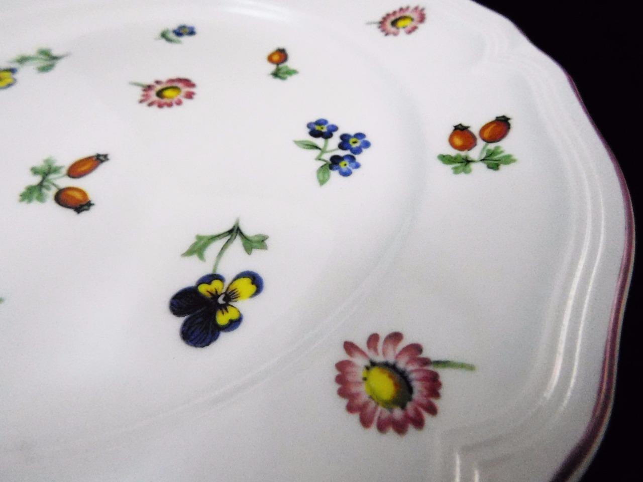 Villeroy & Boch PETITE FLEUR Salad Plate Embossed Rim