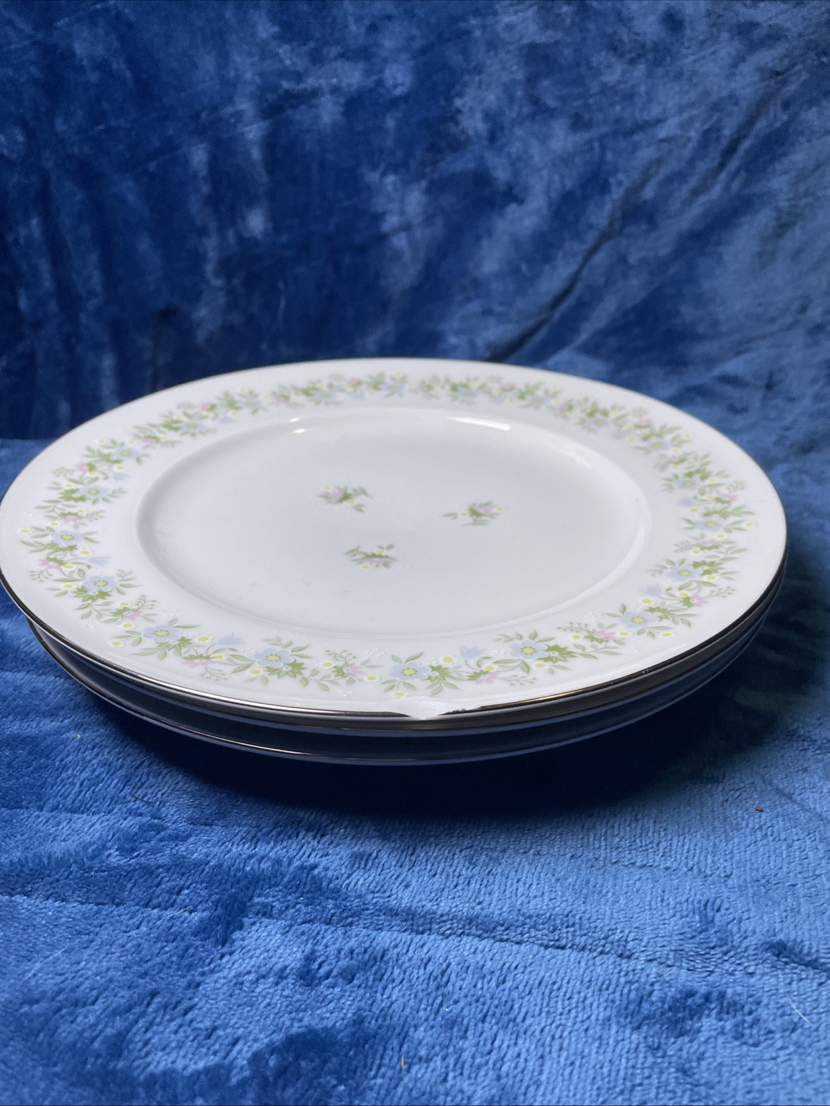 Johann Haviland Bavaria “Forever Spring” Set of 3 1 W/ Chip DinnerPlates, 10”