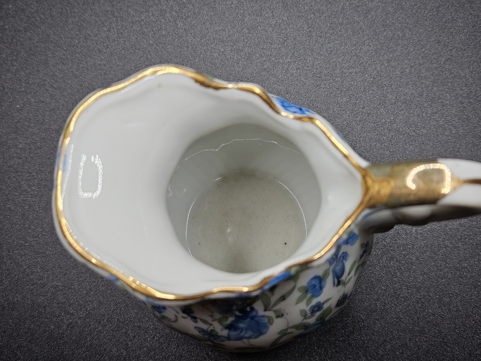 Vintage Royal Chintz Arnart 5th Ave Blue Roses Pitcher Creamer and Saucer #217