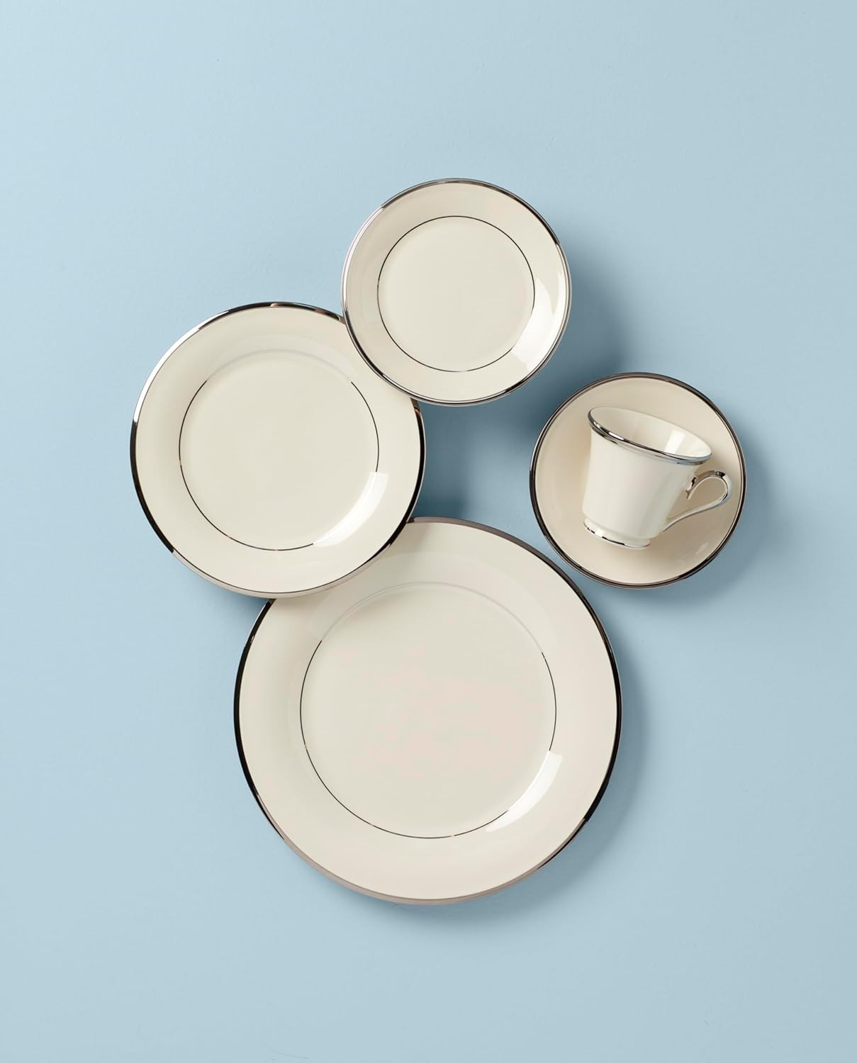Solitaire 5-Piece White Place Setting for Elegant Dining