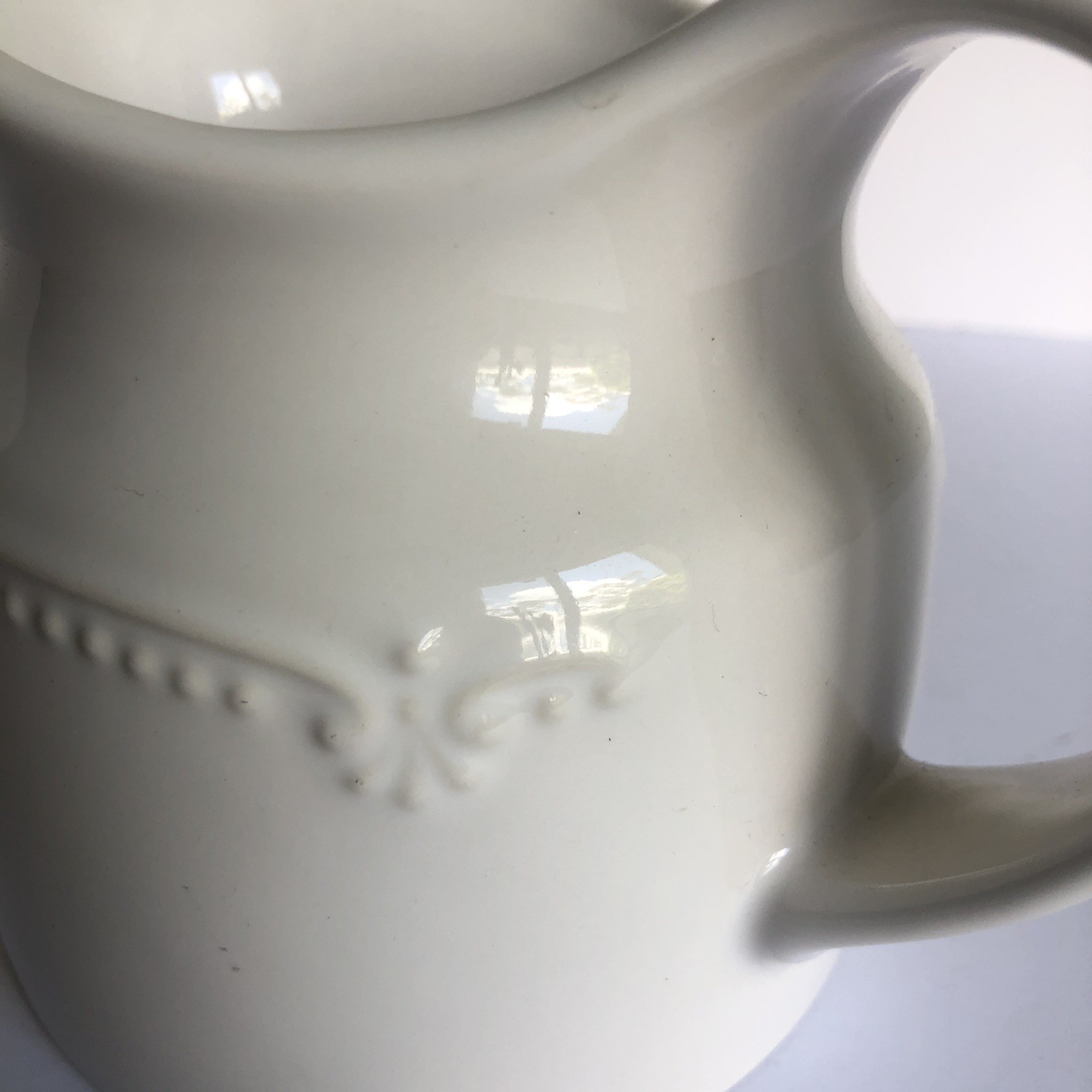 Pfaltzgraff Pearl Brocade Gravy Boat 4.5″ White Embossed Stoneware 1994-1997