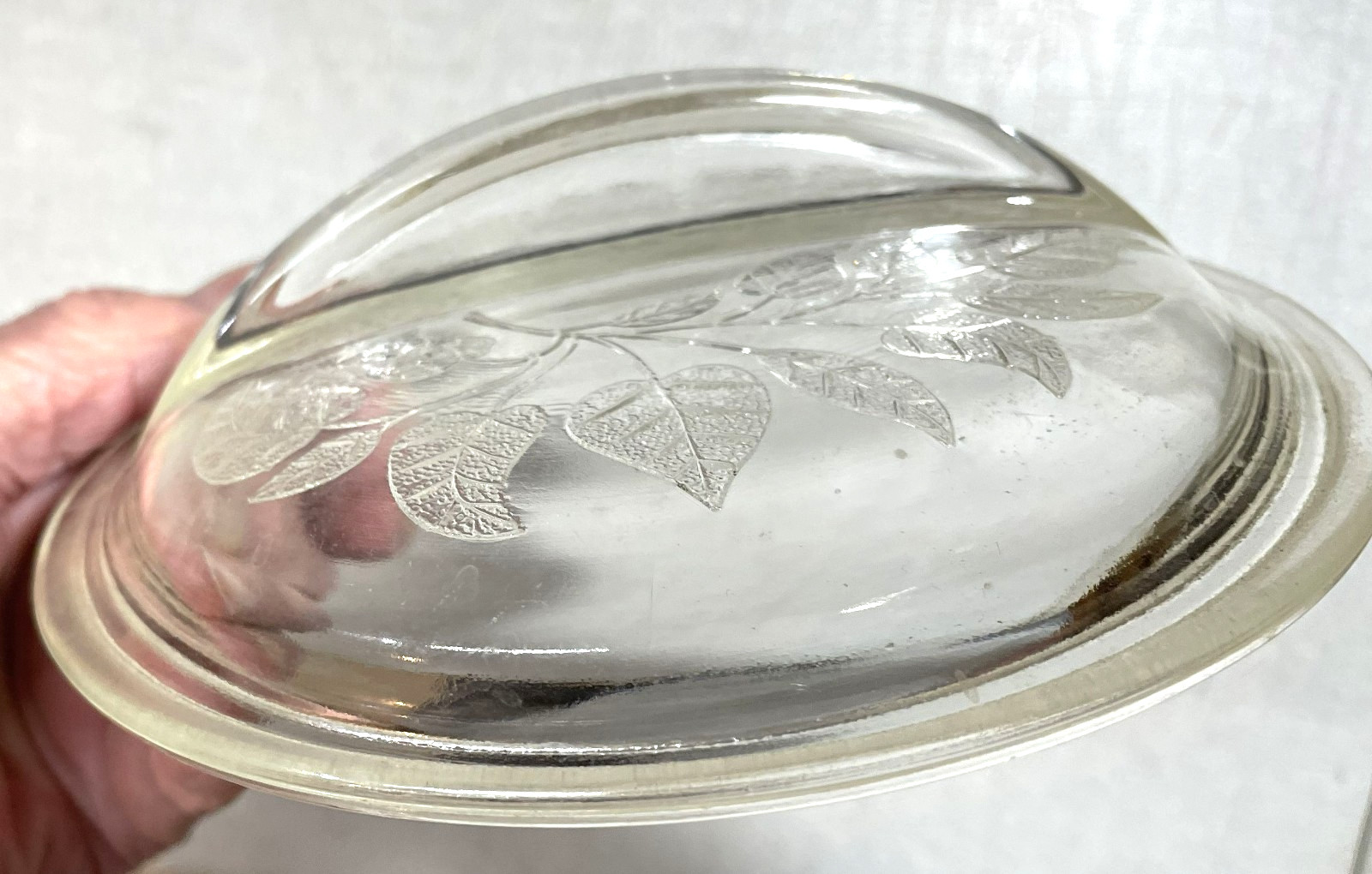 Vintage Glass Casserole Lid Leaf Pattern 6 1/4 x 5 1/4 Rims H1A1G Hammercraft