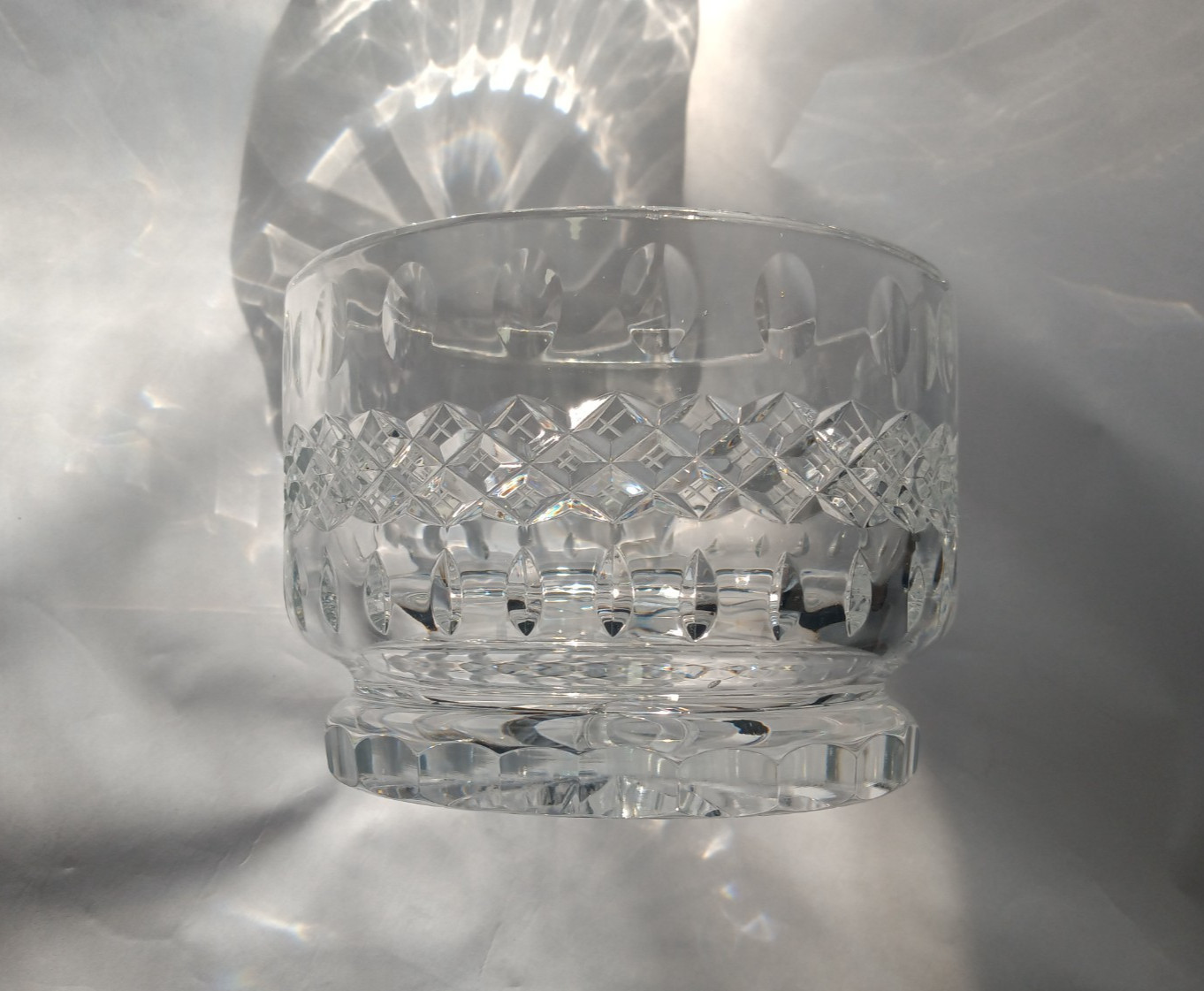Crystal Glass Bowl, Perfect Condition, Heavy, 3 Lbs. 5 3/4″ Round X 3 3/4″ Tall