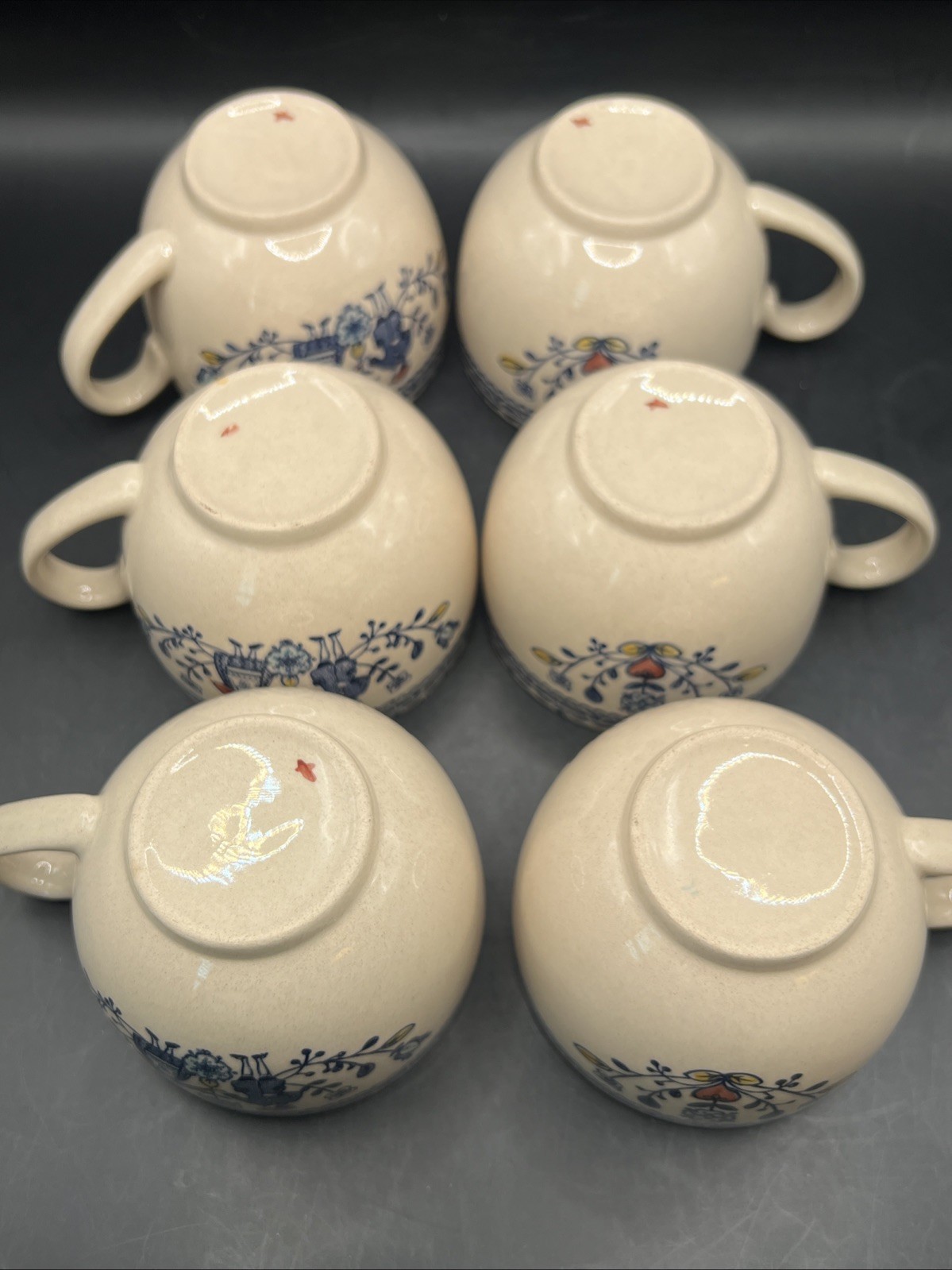 6 JOHNSON BROS Vtg Staffordshire Old Granite Hearts & Flowers Blue Grannycore