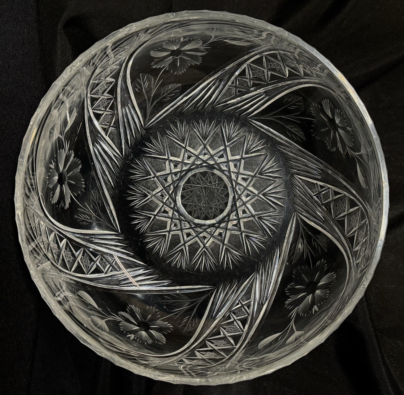 Antique American Brilliant Cut Glass Crystal Serving Bowl 11”Wide x 5” Tall