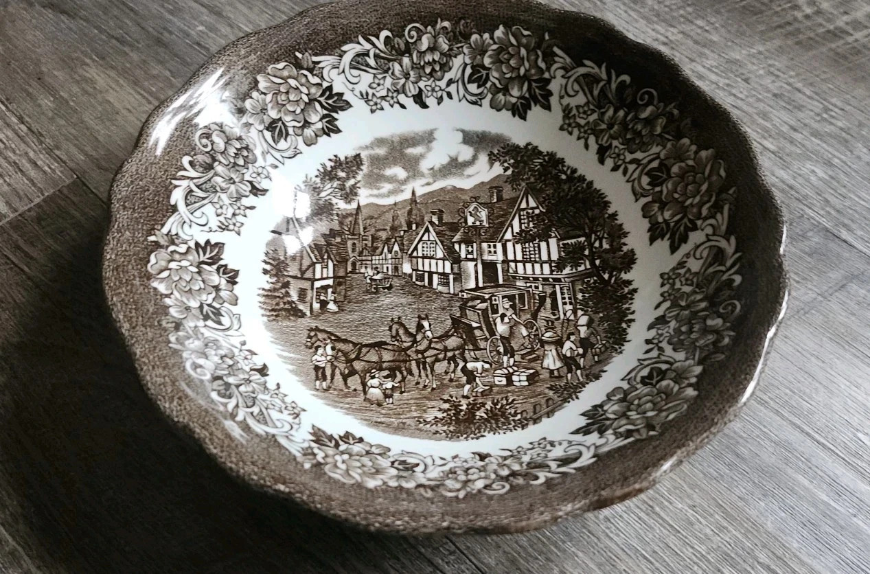 Brown Royal Staffordshire Ironstone Stratford Stage Soup Cereal Bowl 6-1/2″