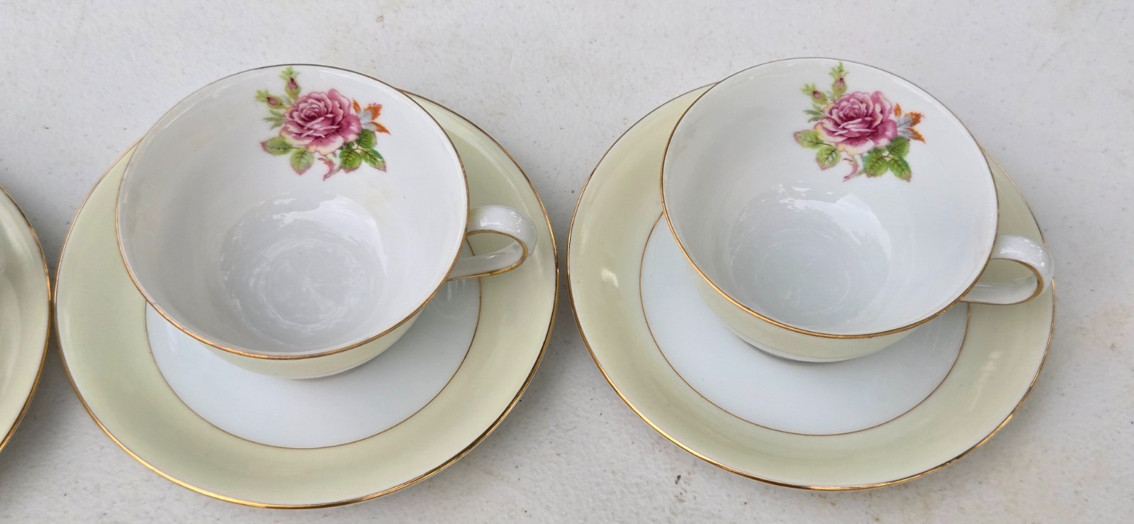Fuji China Rosette Set of Four Cup W/Saucers Gold Rim Made in Occupied Japan b