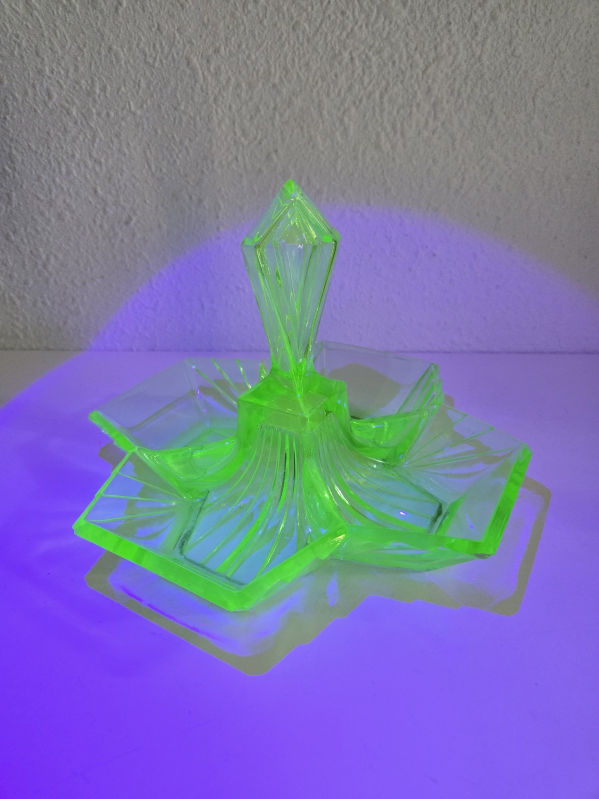 Vintage Indiana Glass Pyramid Relish Tray 4 Sections Art Deco Depression Uranium