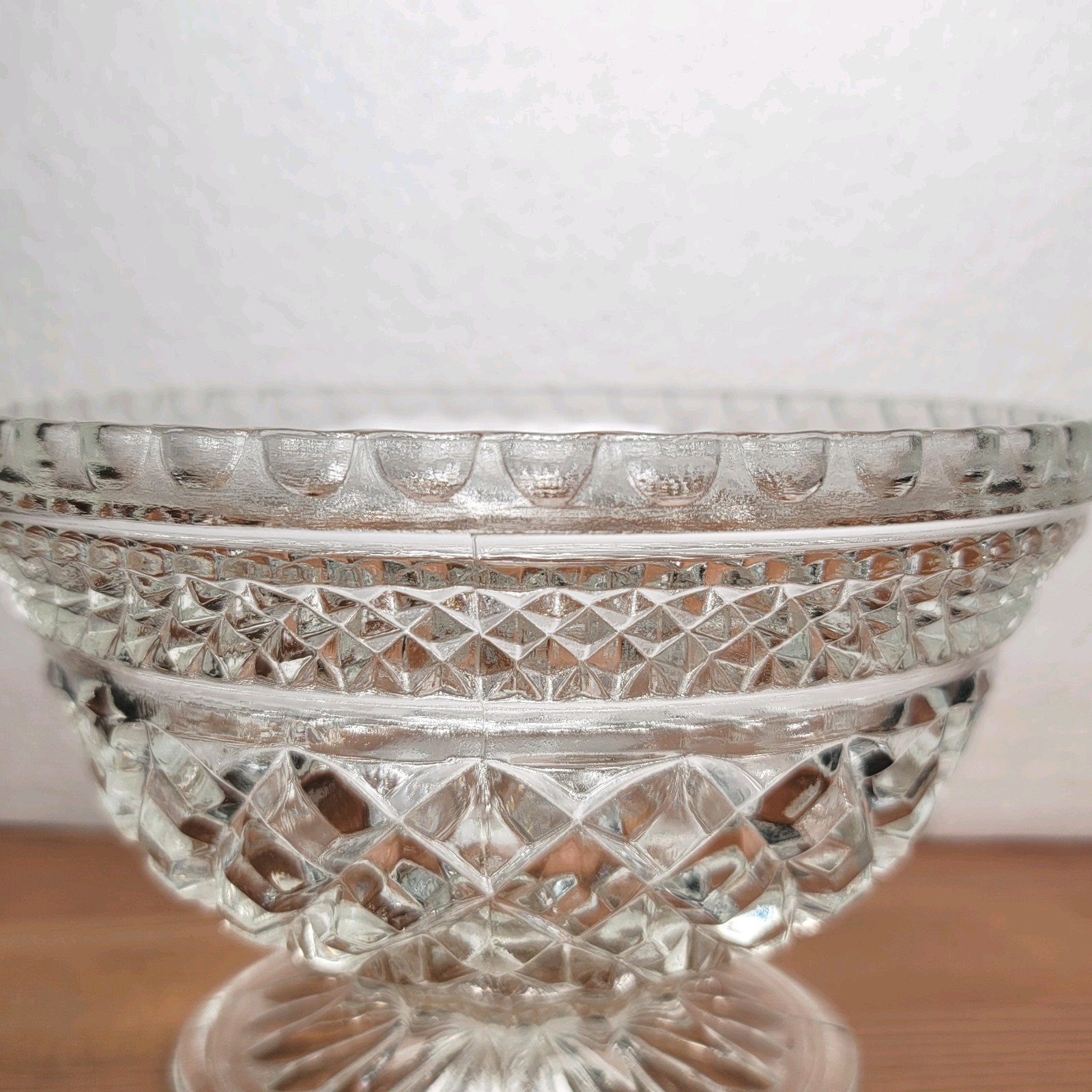 Anchor Hocking Wexford Covered Candy Dish Pedestal Crystal Glass w Lid 7.5 In