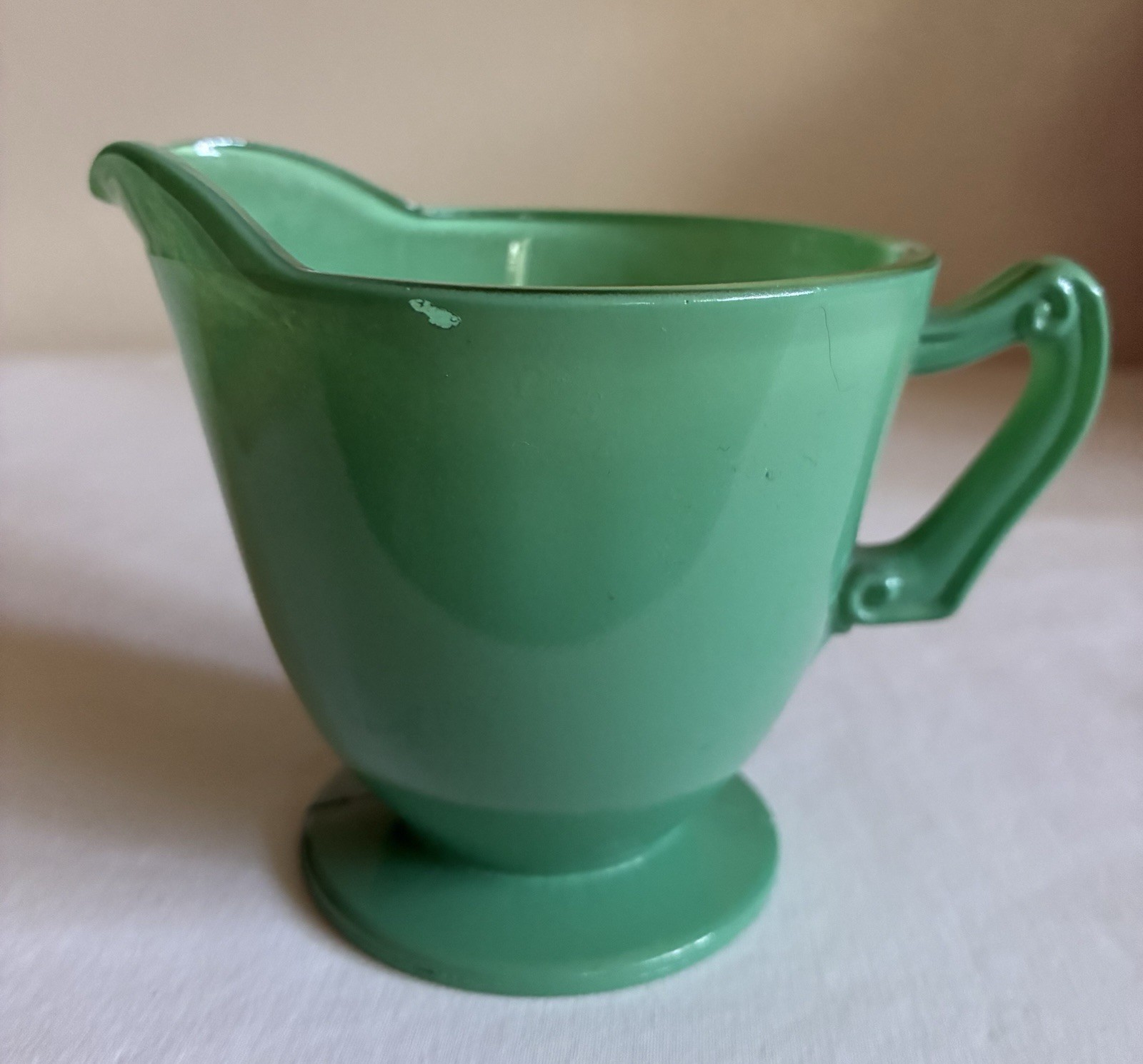 Vintage Hazel Atlas Platonite Green Jadeite Style Milk Glass Creamer 1940’s